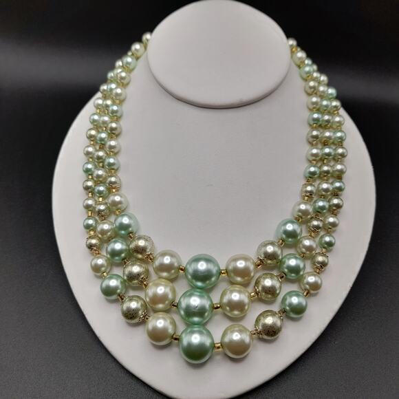 Vintage Japan Art Glass Necklace, Green Cream Gold Beads, 1950s Jewelry - Picture 7 of 13